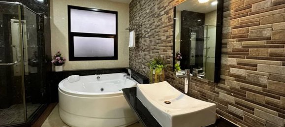 4 bedrooms Cafe / restaurant in Pattaya, Thailand No. 5750 15