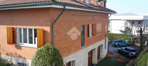 1 bedroom Apartment in Mozzo, Italy No. 353055 6