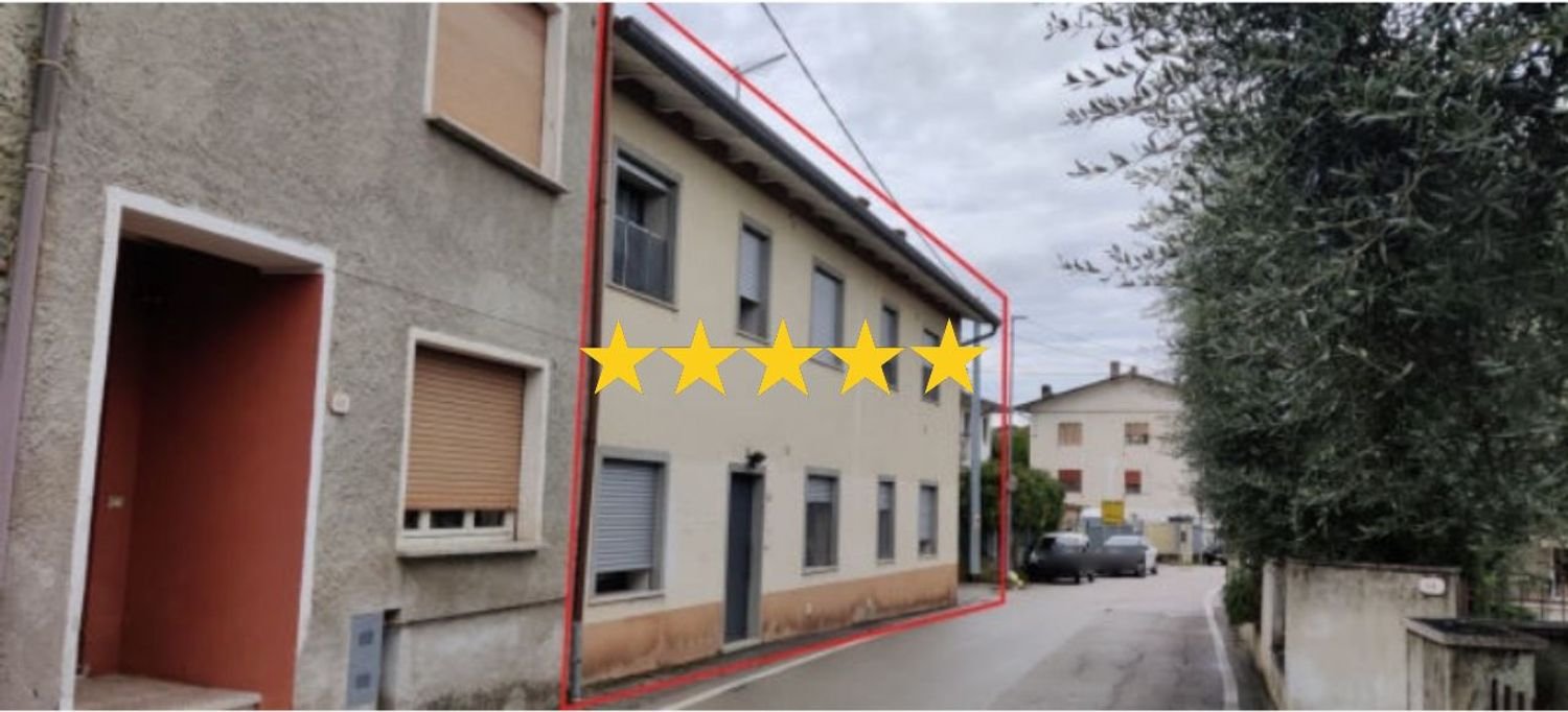 Квартира с 6 комнатами в Маростика, Италия № 208254