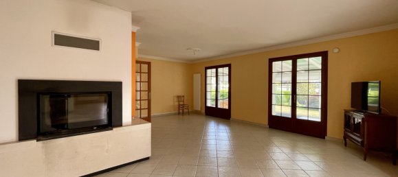 4 bedrooms House in Vitot, France No. 361551 5