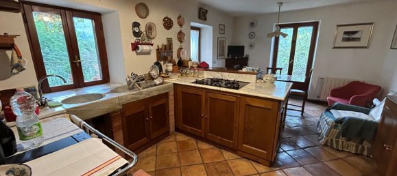 9 rooms Villa in Comano, Italy No. 153897 20