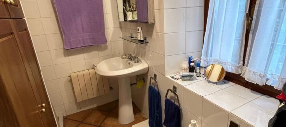 9 rooms Villa in Comano, Italy No. 153897 2