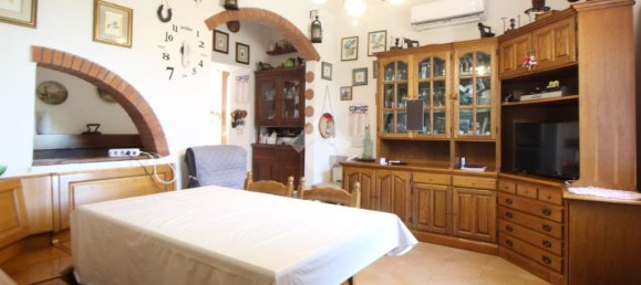 3 bedrooms Villa in Larciano, Italy No. 272078 5