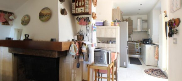 3 bedrooms Villa in Larciano, Italy No. 272078 2