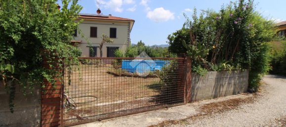 3 bedrooms Villa in Larciano, Italy No. 272078 8