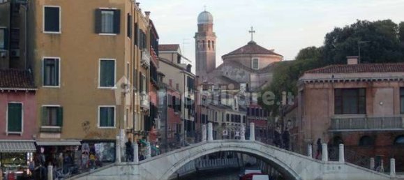 4غرفة عقار تجاري في Venice, Italy رقم 61529 4