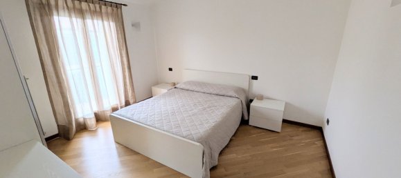 3 bedrooms Penthouse in Loreggia, Italy No. 320662 2