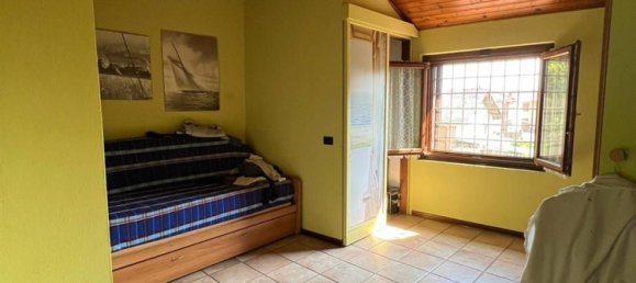 5 rooms House in Pieve Albignola, Italy No. 90538 15