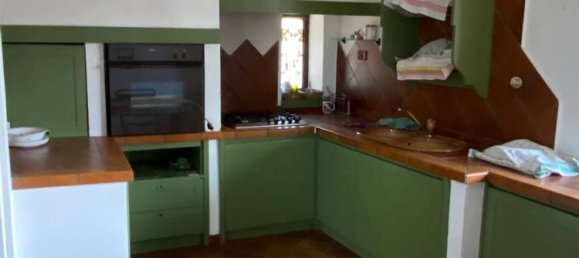 5 rooms House in Pieve Albignola, Italy No. 90538 9