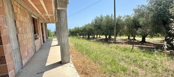 Casa de 4 habitaciónes en Casalbordino, Italy No. 306449 9