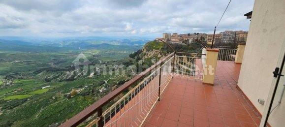 4 bedrooms Apartment in Enna, Italy No. 353903 21