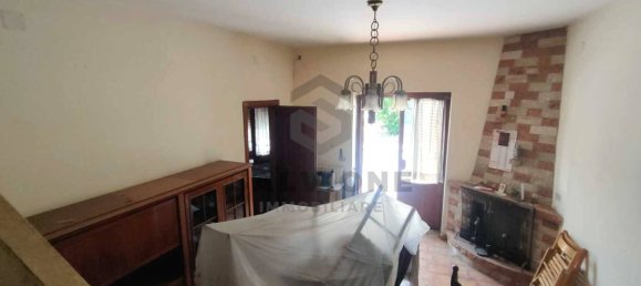 3 bedrooms House in Amorosi, Italy No. 321860 4