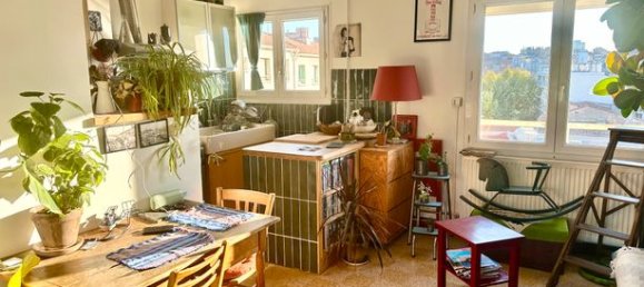 Apartamento de 1 dormitorio en Marseille, France No. 289662 3