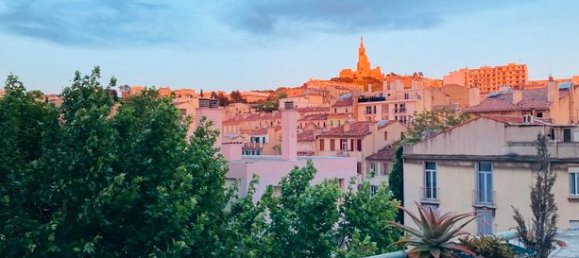 Apartamento de 1 dormitorio en Marseille, France No. 289662 8