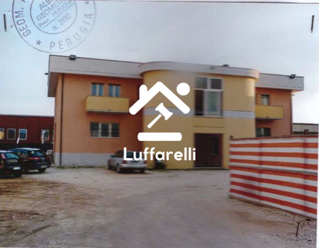 470m² Warehouse in Cannara, Italy No. 42102