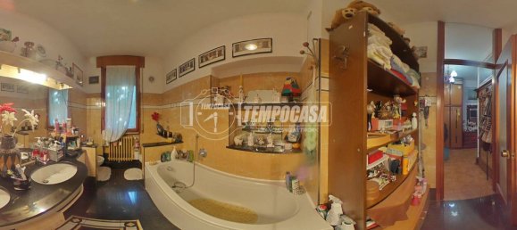 4غرفة شقة في Desio, Italy رقم 293817 24