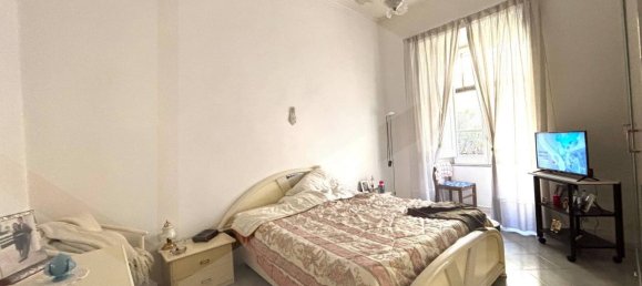 3 rooms Apartment in Naples, Italy No. 19977 9