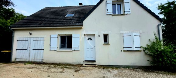 4 bedrooms House in Sandillon, France No. 317061 3