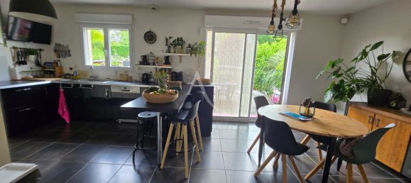 4 bedrooms House in Sandillon, France No. 317061 8