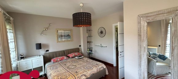 5 rooms House in Imperia, Italy No. 277480 2