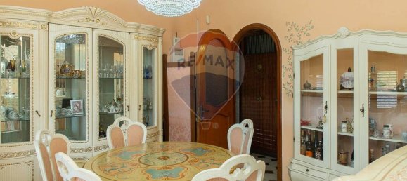 2 bedrooms Apartment in Catania, Italy No. 168699 3
