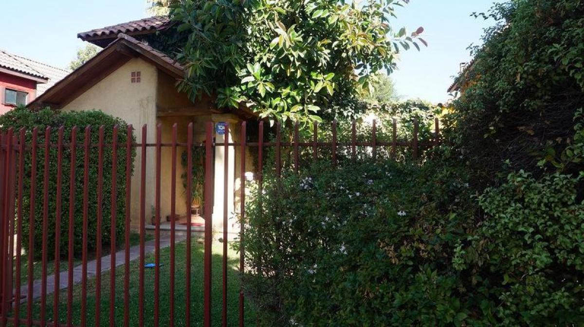 3 bedrooms House in Santiago, Chile No. 3423