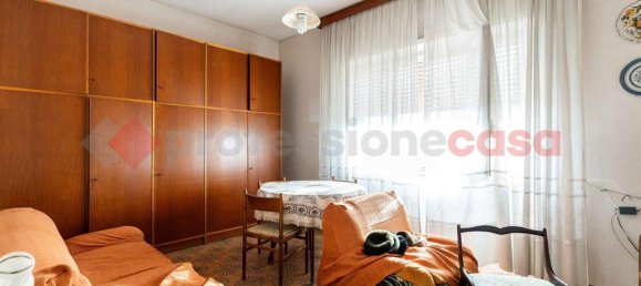 5 rooms Apartment in Anagni, Italy No. 25282 4