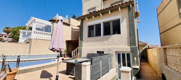 4 bedrooms Villa in San Miguel de Salinas, Spain No. 176464 2