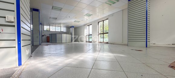 Gewerbliche Immobilie in Ponta Delgada, Portugal 1000m², Nr. 51185 7