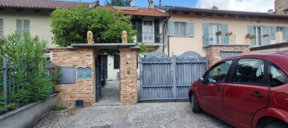 1 bedroom Apartment in Pino Torinese, Italy No. 275796 9