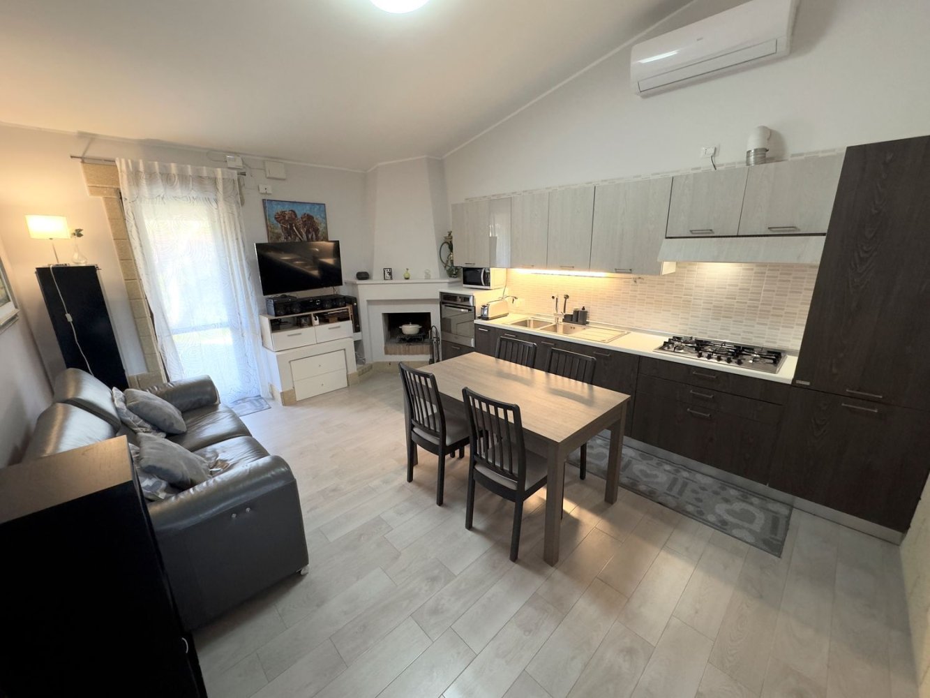 4-salle Maison à Cassano delle Murge, Italy No. 251172