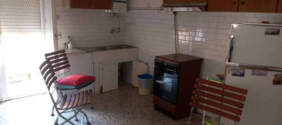 4-salle Appartement à Pesaro, Italy No. 69954 3