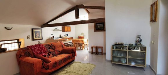 4-salle Appartement à Sulmona, Italy No. 80487 9