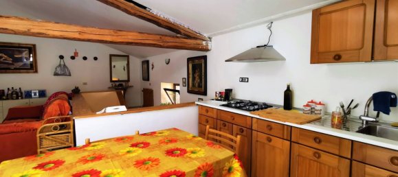 4-salle Appartement à Sulmona, Italy No. 80487 5