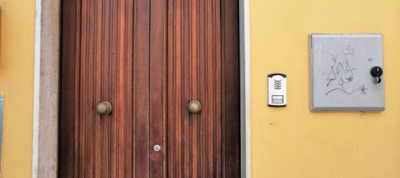 4-salle Appartement à Sulmona, Italy No. 80487 2