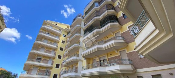 Квартира с 2 спальнями в Сассари, Италия № 347362 6