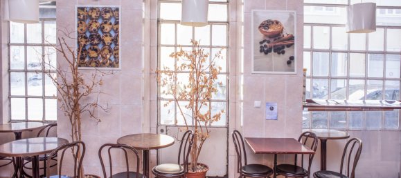 215m² Commercial property in Lisbon, Portugal No. 110314 42