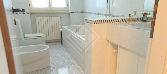 8 rooms Villa in Cantello, Italy No. 89891 18