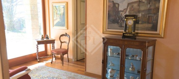 8 rooms Villa in Cantello, Italy No. 89891 6