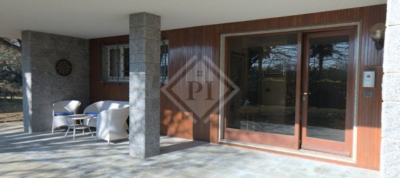 8 rooms Villa in Cantello, Italy No. 89891 3