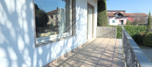 8 rooms Villa in Cantello, Italy No. 89891 9