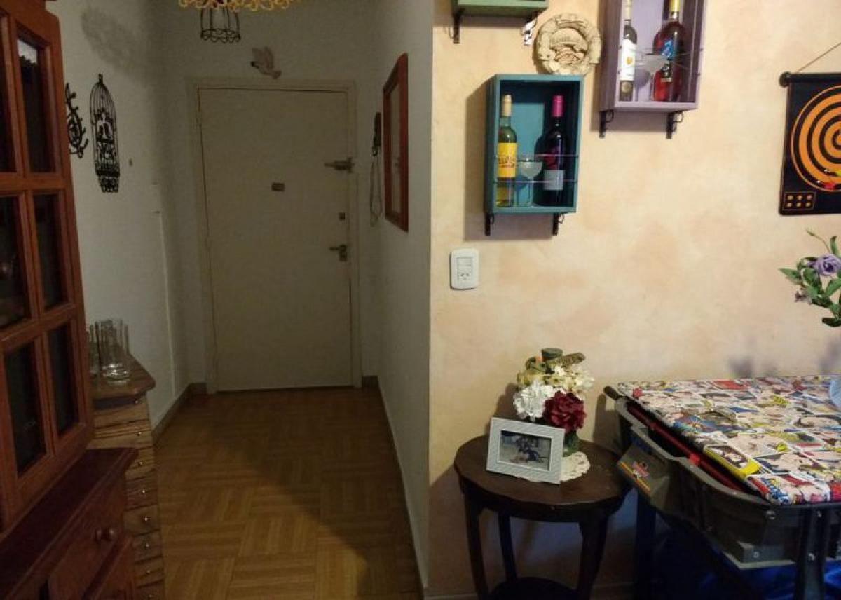 Apartamento T2 em Buenos Aires, Argentina N.º 82128