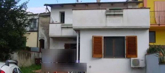4 bedrooms Apartment in Cerreto Guidi, Italy No. 325365 2