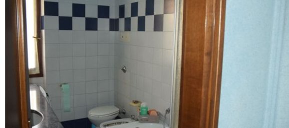 3-salle Appartement à Urgnano, Italy No. 5912 10