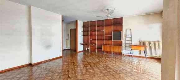 Apartamento T4 em Novara, Italy N.º 316774 3