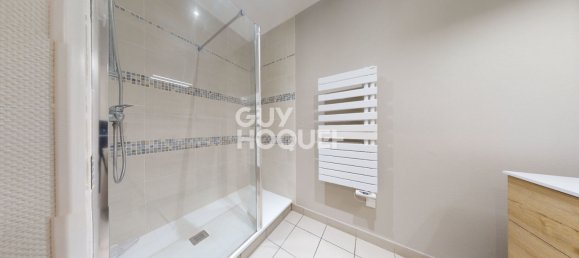 4 bedrooms House in Chateaudun, France No. 81660 3