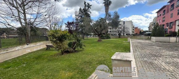 Квартира с 3 комнатами в Рим, Италия № 11232 35