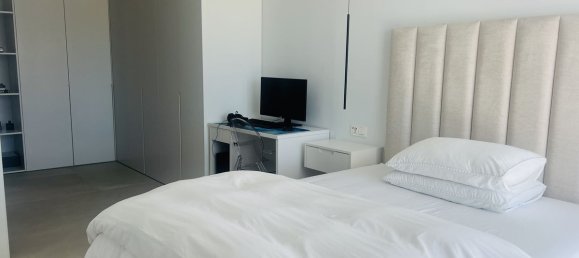 Villa de 4 dormitorios en Mijas, Spain No. 33480 44