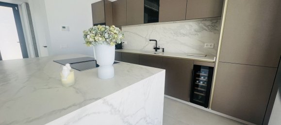 Villa de 4 dormitorios en Mijas, Spain No. 33480 12