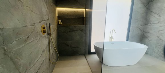 Villa de 4 dormitorios en Mijas, Spain No. 33480 37